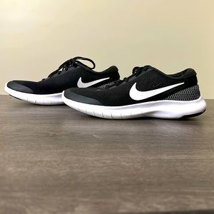 Nike Flex Experience RN 7 - women’s